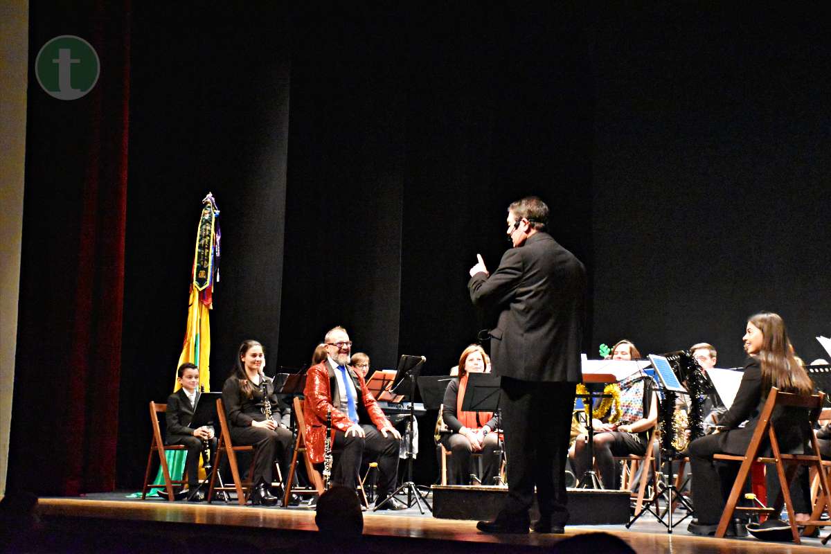 La Unión Musical Ciudad de Tomelloso enseña y divierte