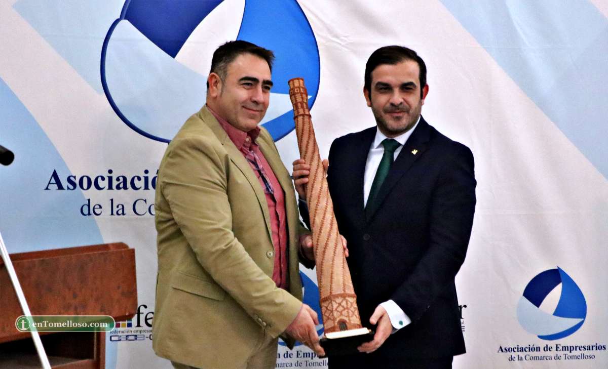 La AECT entrega los premios Empresarios del Año en el emblemático Casino de Tomelloso
