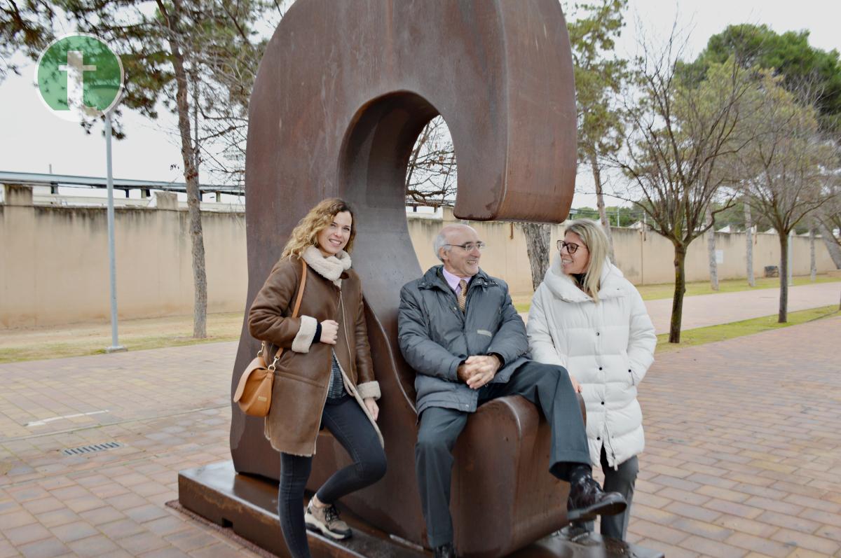 La exposición 'Esculturas Monumentales' ya ocupa los Jardines del Parque de la Constitución de Tomelloso