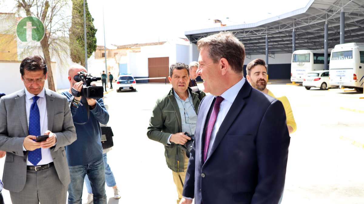 García-Page visita la remodelada Estación de Autobuses de Tomelloso tras seis meses de obras