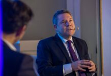 C-LM convocará 12.000 plazas públicas hasta 2027, 5.000 en sanidad y 4.000 en educación, si el PSOE gana las elecciones