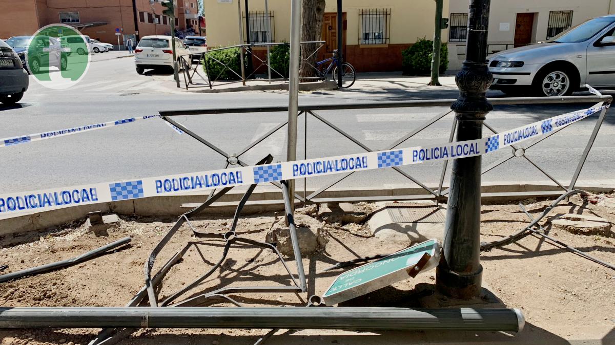 Accidente sin daños personales en la avenida Antonio Huertas de Tomelloso
