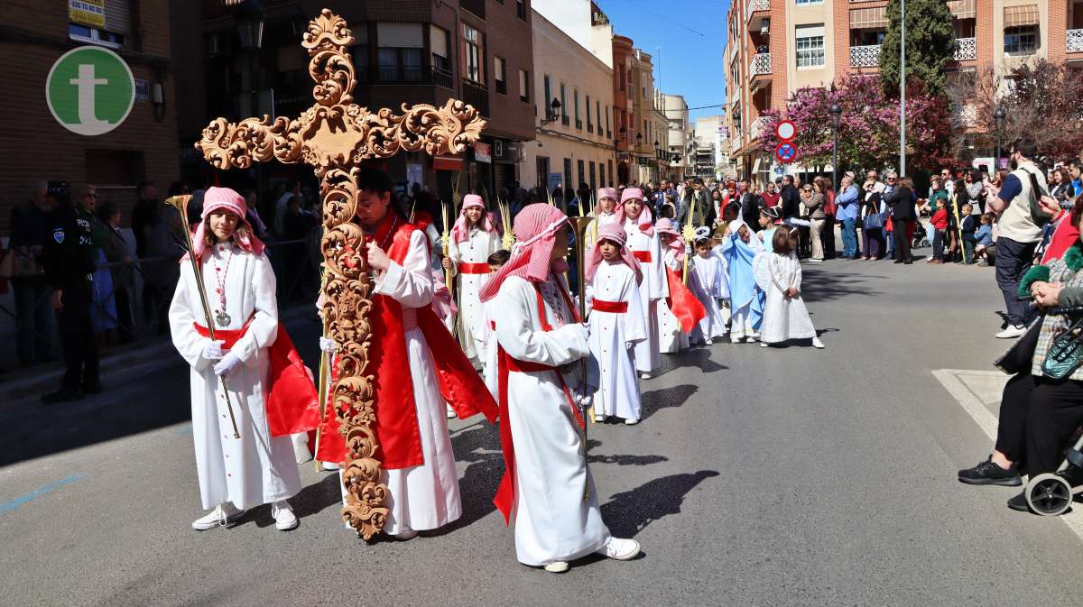 Jesús vuelve a procesionar triunfal por las calles de Tomelloso