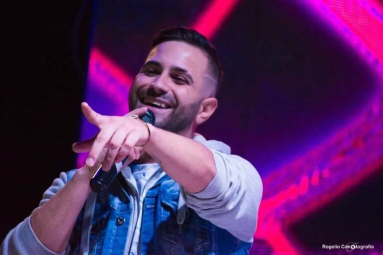 Dani Vela pondrá su ritmo y emoción este sábado por la noche en las fiestas del Barrio Europa