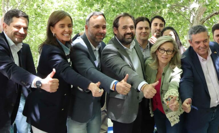 Núñez anuncia que pondrá en marcha la UCI en el Hospital de Tomelloso en cuanto tome posesión como presidente