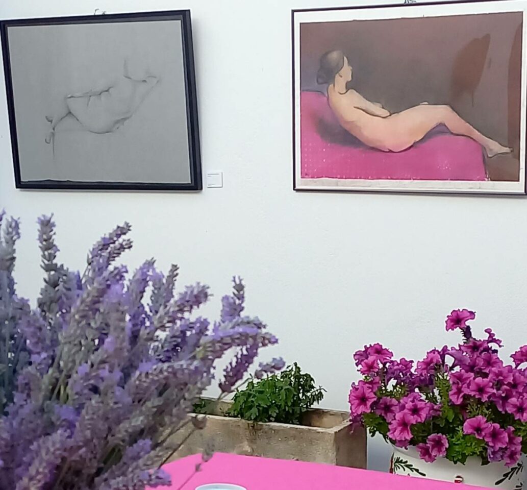 El colectivo "Los jueves al desnudo" presenta su segunda exposición