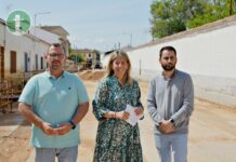 Inmaculada Jiménez visita las obras de la calle Estación, las cuales finalizarán después de verano