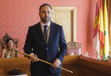 Javier Navarro jura su cargo y ya es nuevo alcalde de Tomelloso