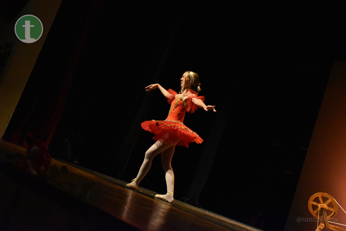 Un final de cuento para el cierre de curso del estudio de danza de Lidia Gorrachategui 