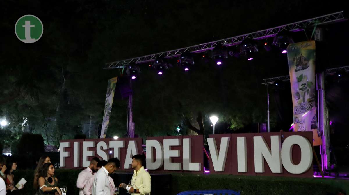 2.200 personas disfrutaron de una magnífica noche dedicada al vino en la Feria de Tomelloso