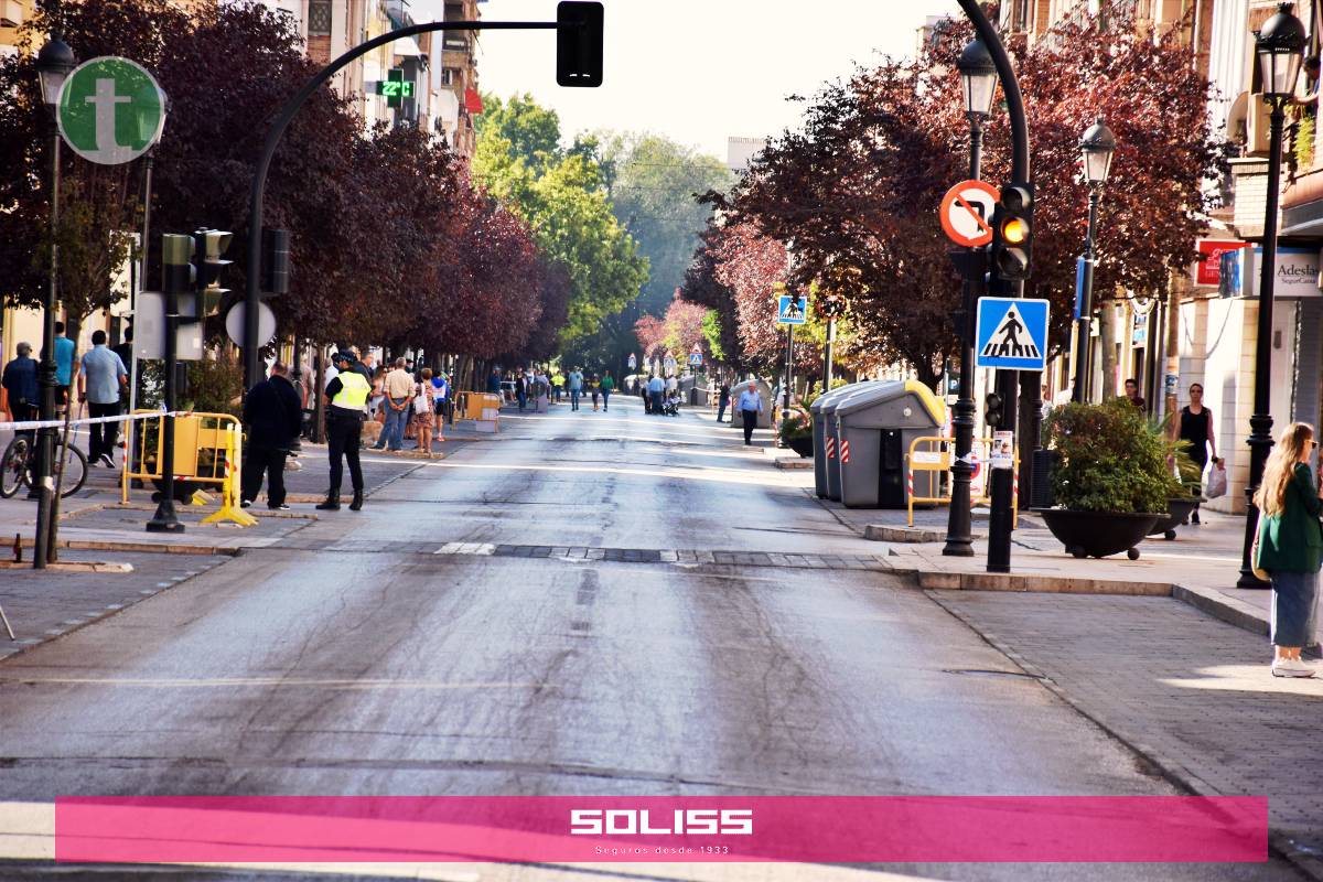 Fotos 10K CorrenTomelloso 2023: paso por paseo San Isidro y calle Don Víctor