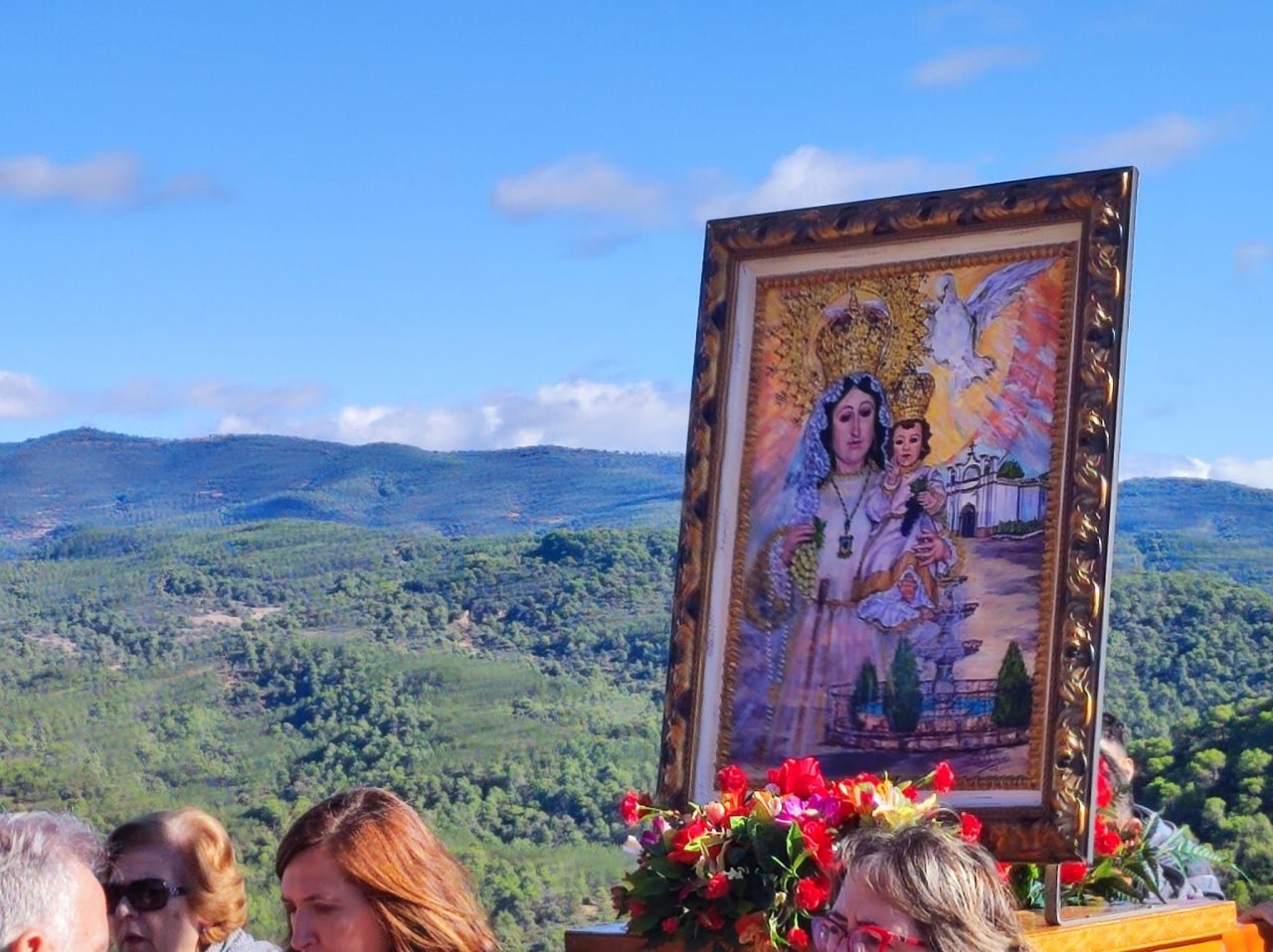 La Hermandad de la Virgen de las Viñas realiza emotiva peregrinación a Torreciudad y Zaragoza