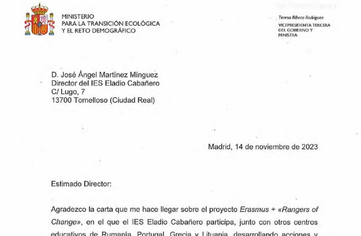 La Vicepresidenta Teresa Ribera felicita al IES Eladio Cabañero