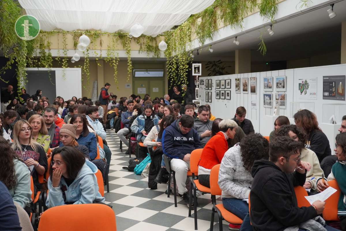 La Escuela de Arte y Superior de Diseño Antonio López de Tomelloso inaugura el curso escolar 2023/2024