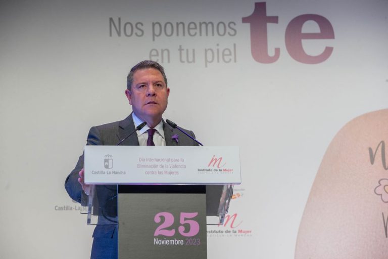Page anuncia que C-LM contará con una ley de igualdad salarial en 2025 y blindará la igualdad en el Estatuto