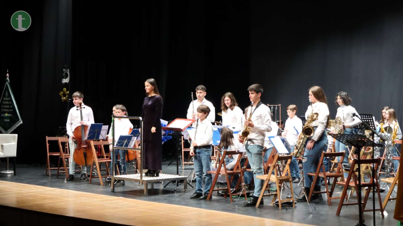 La UMCT deslumbra con su concierto pedagógico: conocimiento y música unidas en una noche mágica