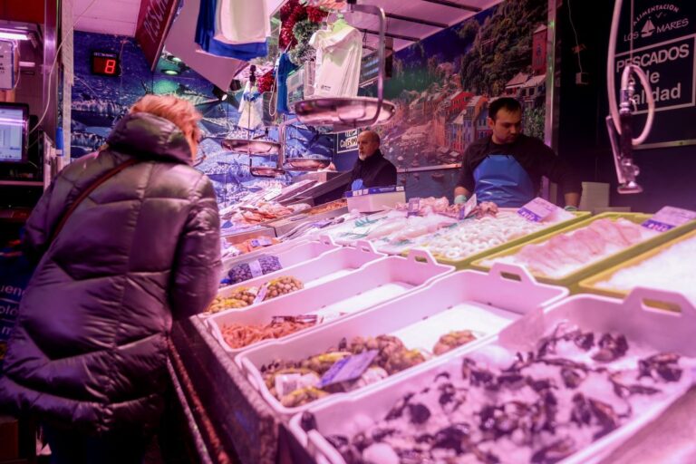 La cesta de la compra se encarece en 2023: estos son los supermercados más caros y baratos