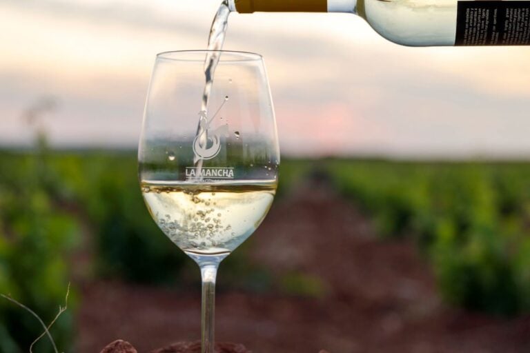 Las exportaciones de vino de C-LM cierran febrero con “un récord histórico” de facturación