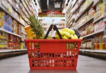 Un estudio de la OCU afirma que comprar alimentos más sanos cuesta 35 euros más al mes por persona