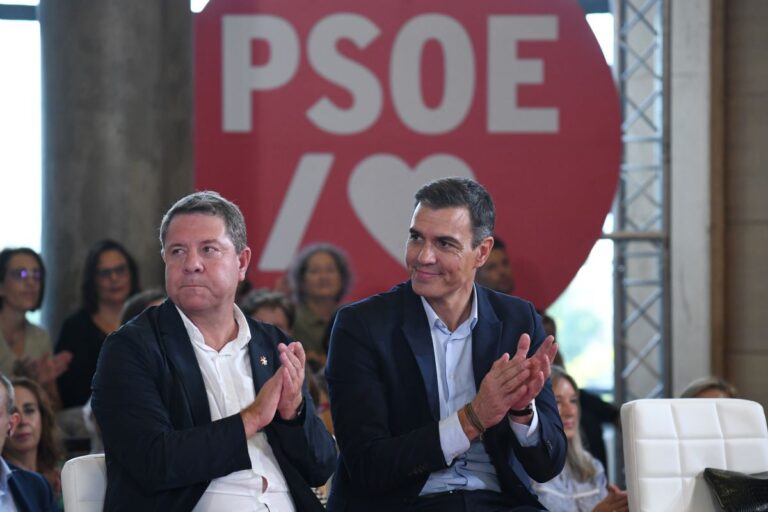 Sánchez no ve equiparable las posiciones de Junts y Vox sobre migración, tras las palabras de Page
