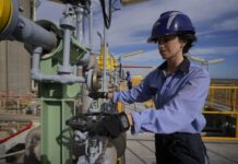 CCOO y UGT se concentran en C-LM por las víctimas de accidentes laborales