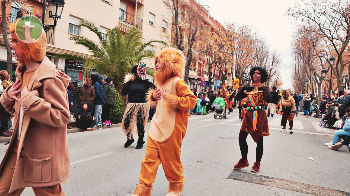 La imaginación desfila por las calles de Tomelloso con la XXXVII edición del Desfile Escolar de Carnaval