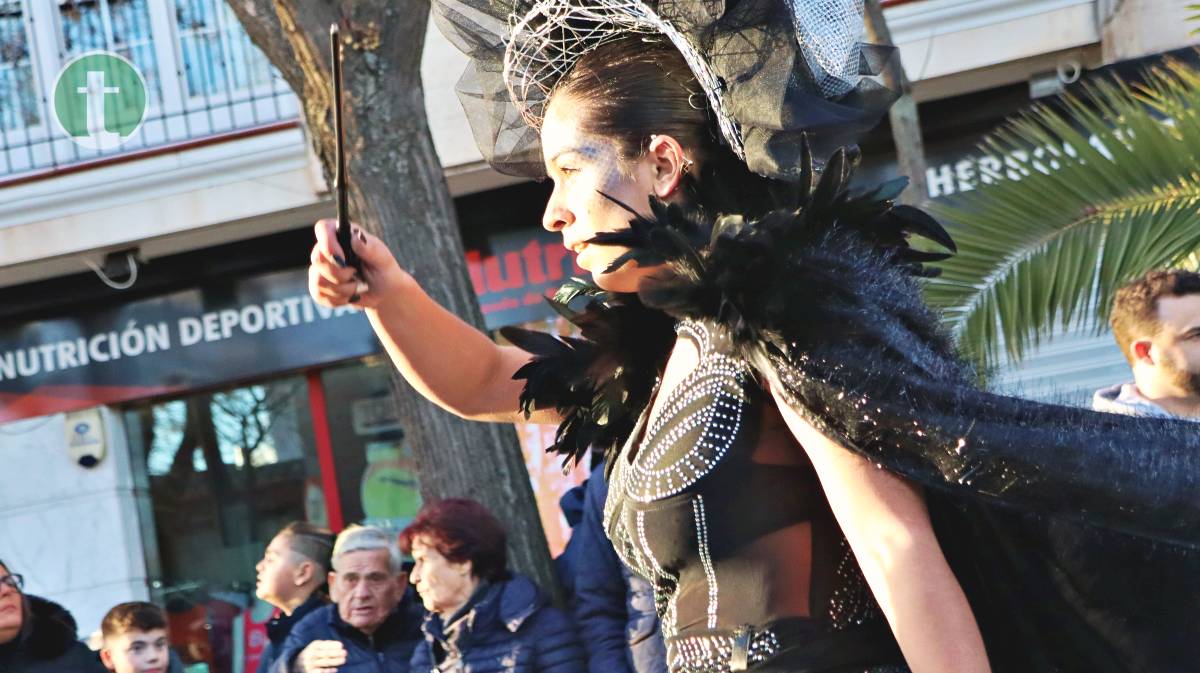 Tomelloso da la bienvenida al Carnaval 2024 con un deslumbrante Desfile Nacional de Carrozas y Comparsas