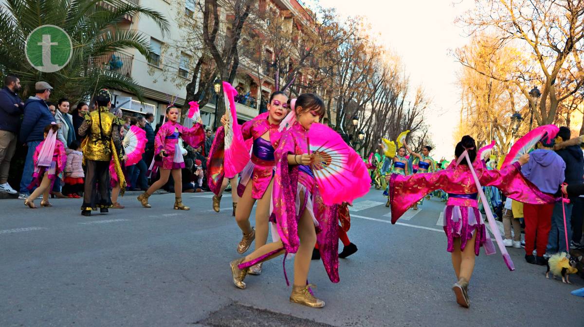 ¡Color y alegría! Así ha sido el Desfile de Peñas Locales en Tomelloso