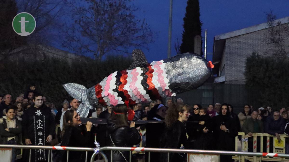 El multitudinario Entierro de la Sardina de Tomelloso cierra el carnaval 2024