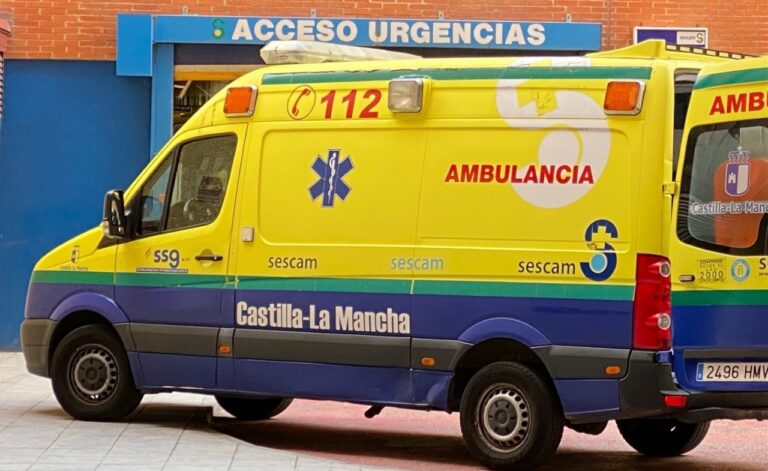 CCOO y UGT convocan el 30 de abril un nuevo paro de ambulancias por la falta de un convenio justo