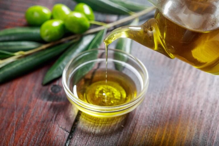 Agricultura convoca el premio Alimentos de España para los mejores aceites de oliva virgen extra
