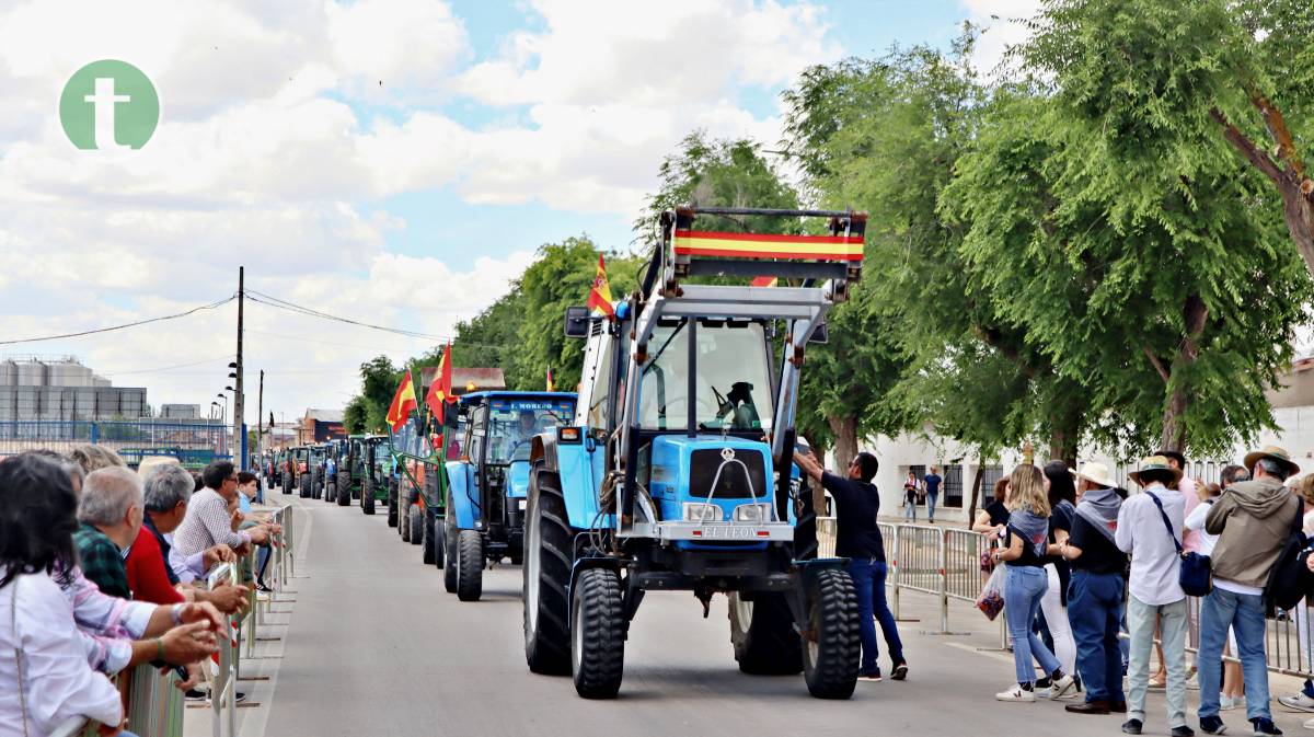 Tomelloso celebra la procesión de San Isidro para poner fin a las fiestas del patrón de los agricultores