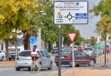 ¿Cuántos vehículos hay en Tomelloso y cuántos no tienen la ITV?