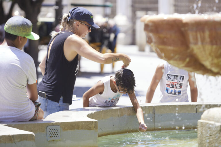 Ciudad Real, Cuenca y Toledo, en riesgo naranja por calor, y Albacete y Guadalajara con avisos