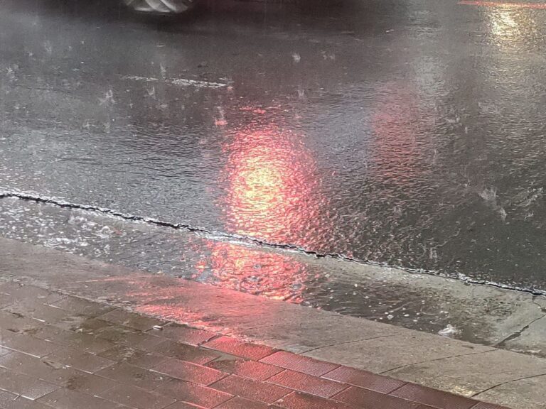 Lluvia y bajada de temperaturas hasta el viernes con los restos del huracán ‘Erin’