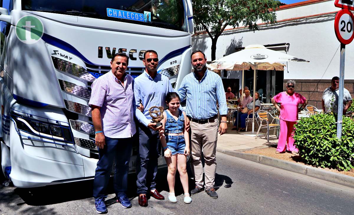 Alrededor de 100 vehículos celebran San Cristóbal por las calles de Tomelloso