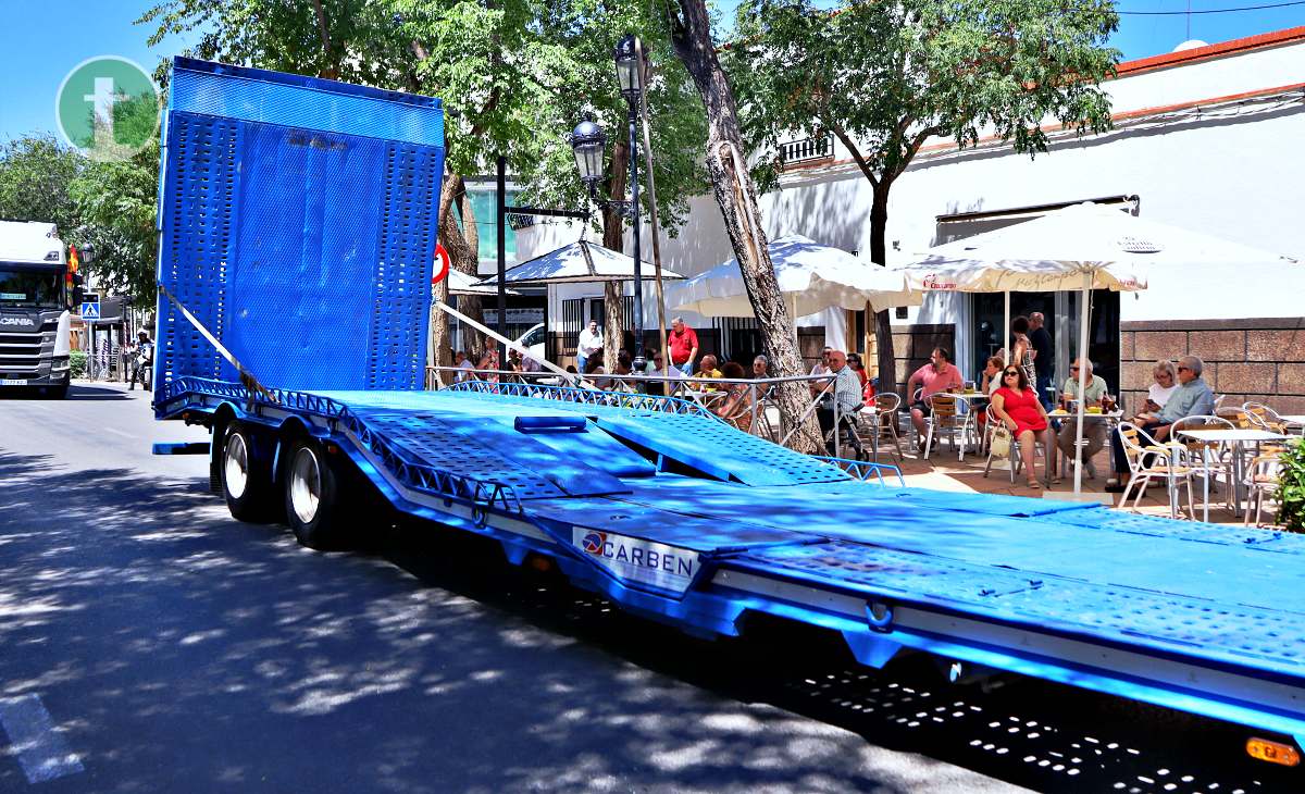 Alrededor de 100 vehículos celebran San Cristóbal por las calles de Tomelloso