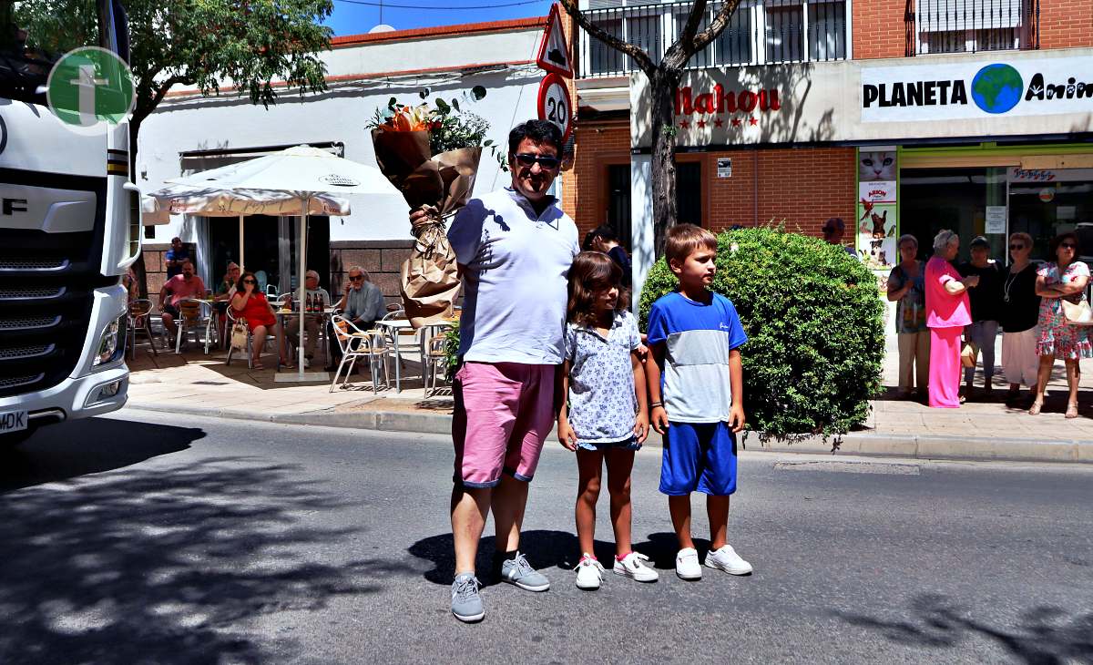 Alrededor de 100 vehículos celebran San Cristóbal por las calles de Tomelloso