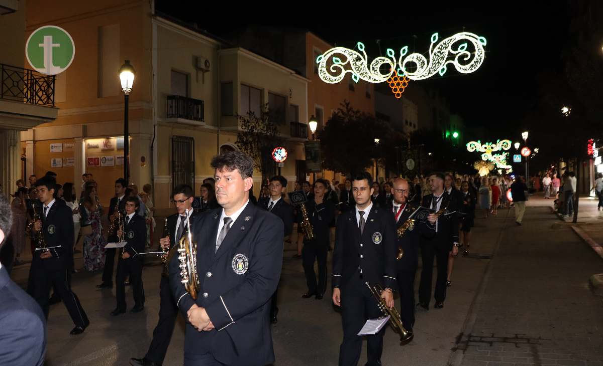 La Virgen de las Viñas recorre las calles de Tomelloso en el Día Grande de la Feria