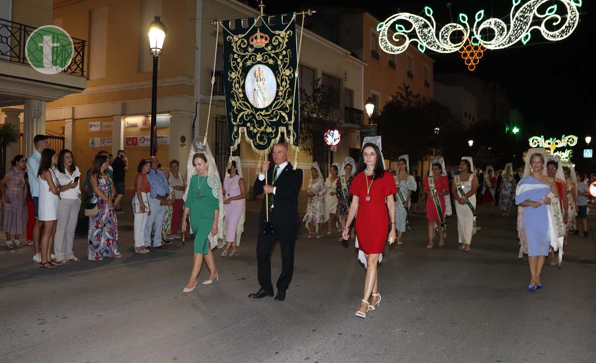 La Virgen de las Viñas recorre las calles de Tomelloso en el Día Grande de la Feria