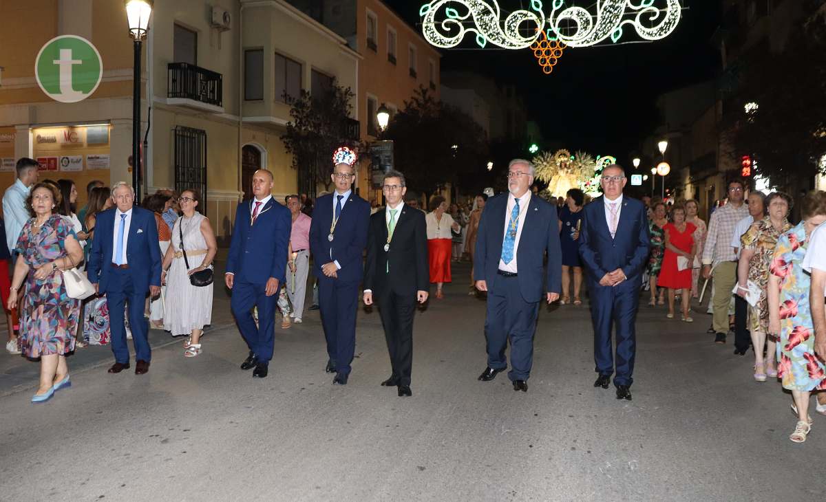 La Virgen de las Viñas recorre las calles de Tomelloso en el Día Grande de la Feria