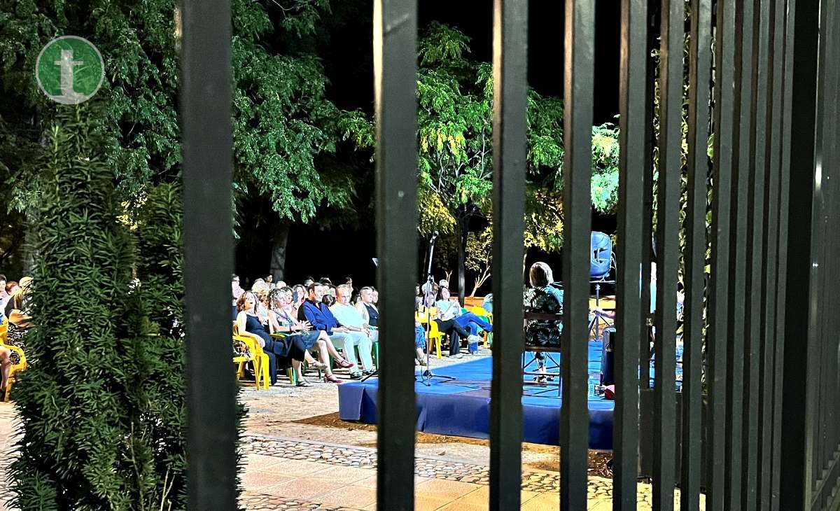 Noche mágica de música y poesía en la Ermita de San Isidro de Tomelloso