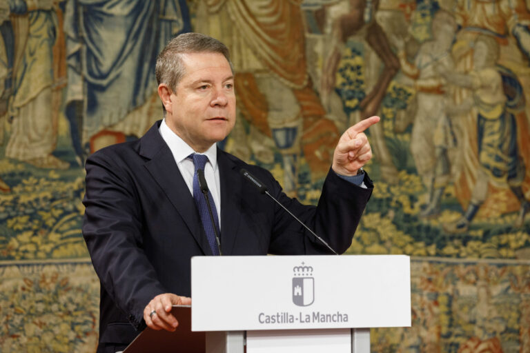 Page vuelve a desafiar a Sánchez presentando su recurso de inconstitucionalidad contra la ley de Amnistía