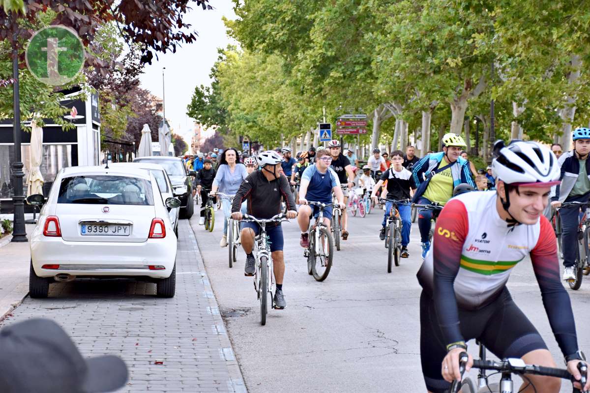 Más de 1.500 personas disfrutan de una jornada festiva en el Día de la Bici de Tomelloso