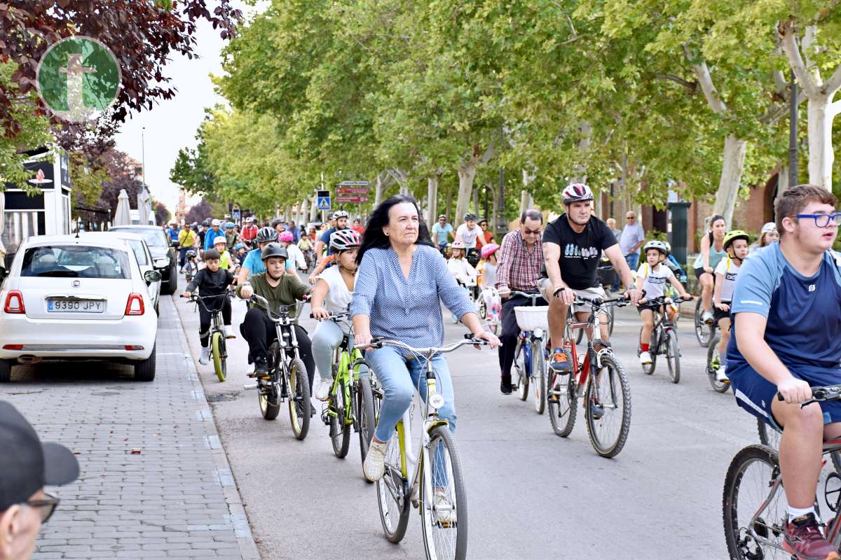 Más de 1.500 personas disfrutan de una jornada festiva en el Día de la Bici de Tomelloso