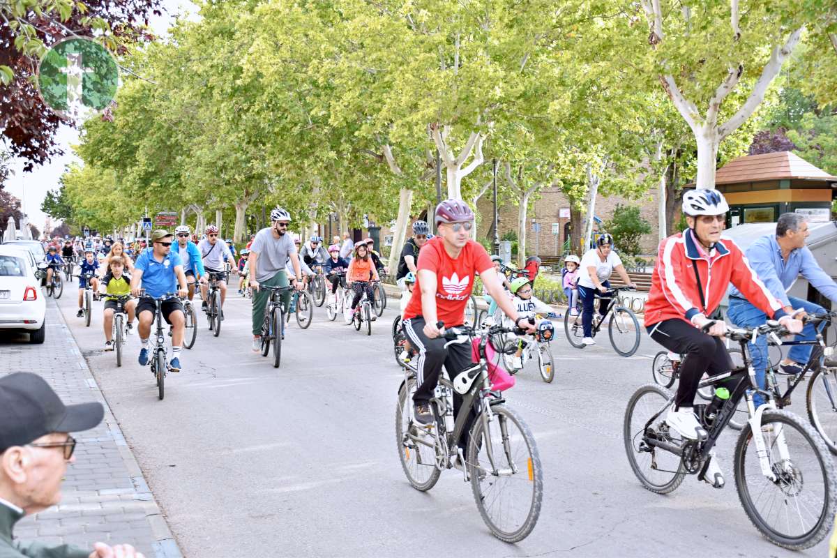 Más de 1.500 personas disfrutan de una jornada festiva en el Día de la Bici de Tomelloso