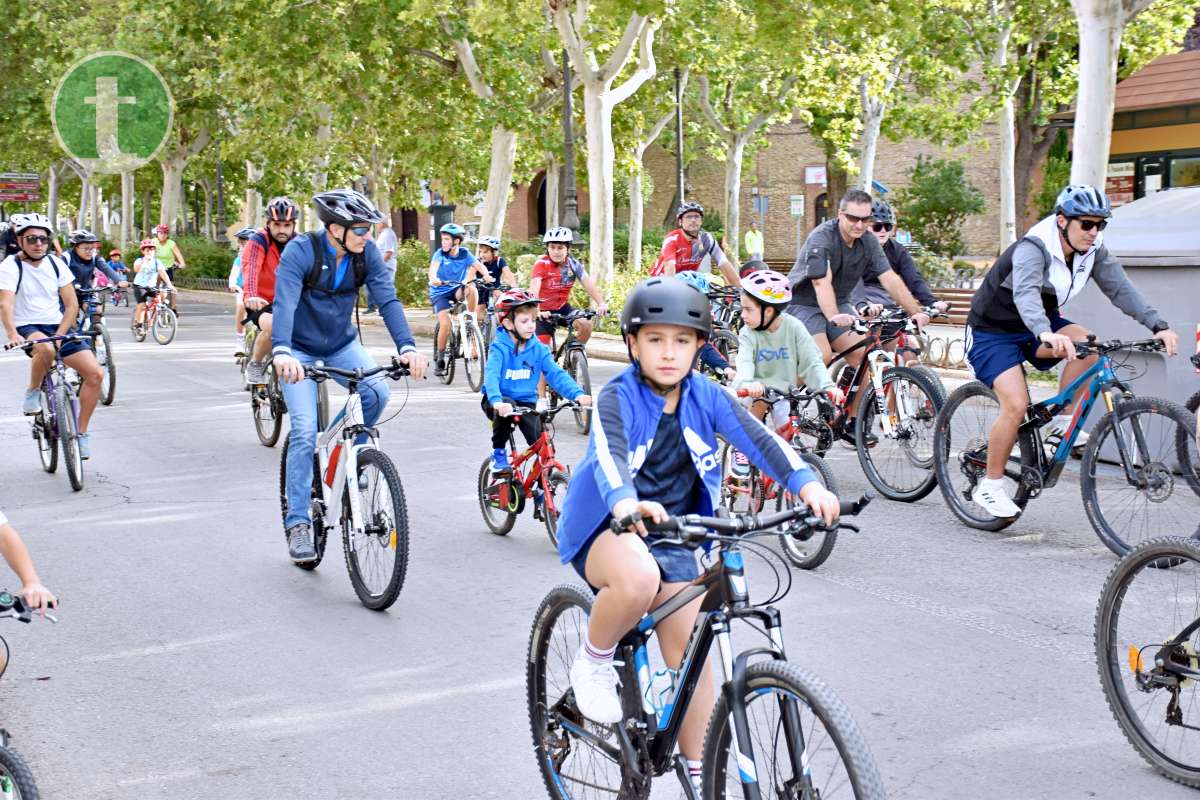 Más de 1.500 personas disfrutan de una jornada festiva en el Día de la Bici de Tomelloso