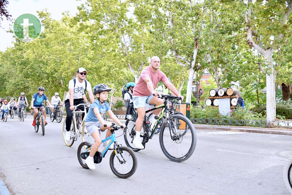 Más de 1.500 personas disfrutan de una jornada festiva en el Día de la Bici de Tomelloso