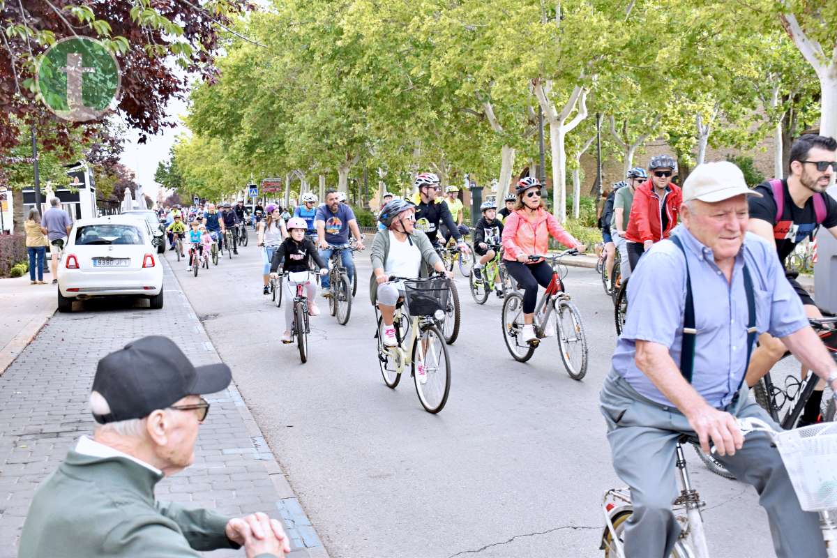 Más de 1.500 personas disfrutan de una jornada festiva en el Día de la Bici de Tomelloso