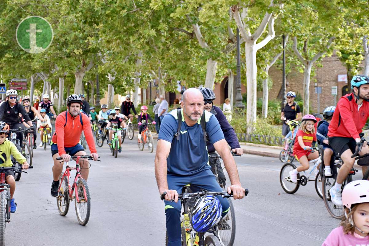 Más de 1.500 personas disfrutan de una jornada festiva en el Día de la Bici de Tomelloso